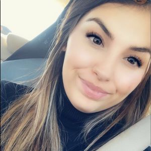 Meet your Posher, Brianna